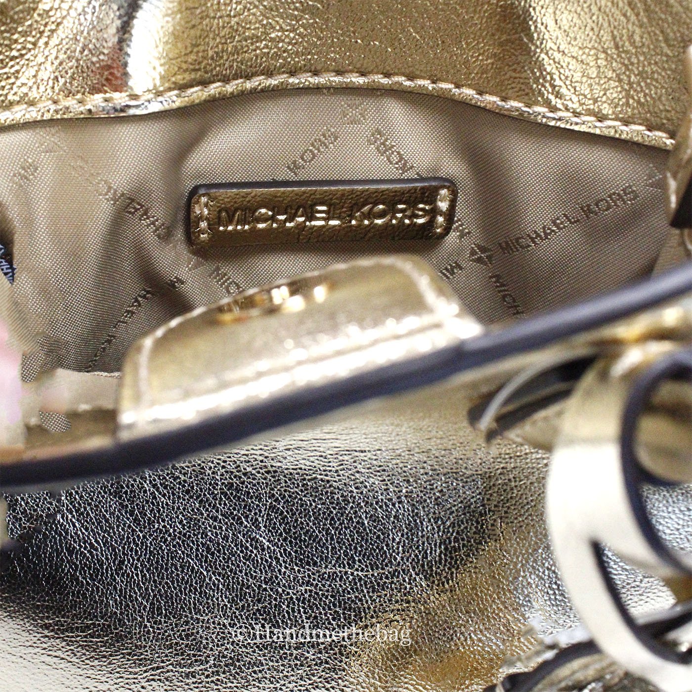 Michael Kors Mercer XS Pale Gold North South Crossbody Bag - SUPERNEOVONASUPERNEOVONA